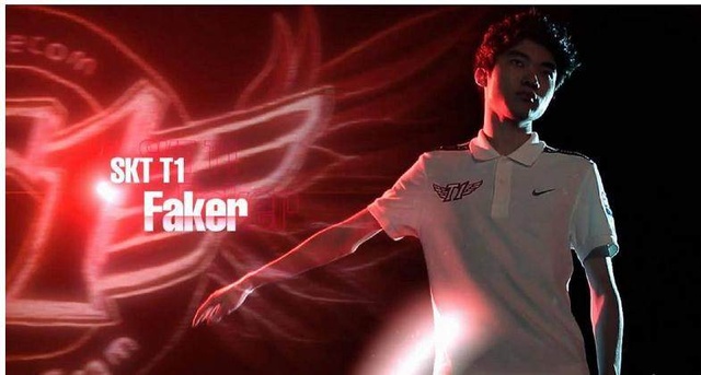 FoFo ：赛前有和Jiejie聊天，今天很顺利没被他抓到